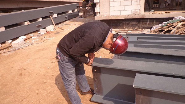 鋼結構工程施工中常見問題原因分析